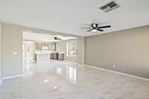 2922 W Dunbar Dr, Phoenix, AZ 85041 - Photo 11