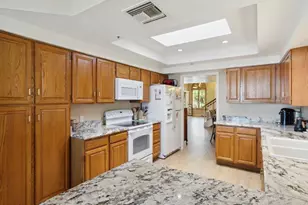 10563 E Carol Ave, Scottsdale, AZ 85258 - Photo 5