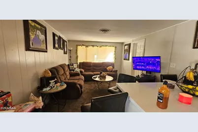 7113 W Wanda Lynn Lane, Peoria, AZ 85382 - Photo 5