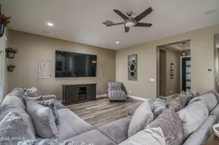 9802 W Rowel Rd, Peoria, AZ 85383 - Photo 13