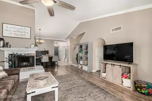 1231 W Sandman Dr, Gilbert, AZ 85233 - Photo 9