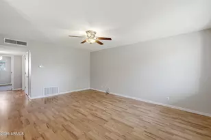 1702 W Tuckey Ln, Phoenix, AZ 85015 - Photo 17