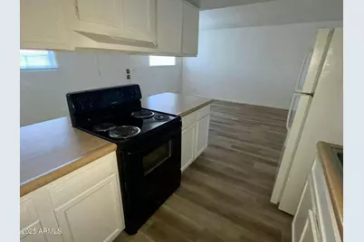 2002 E Sweetwater Avenue #209, Phoenix, AZ 85022 - Photo 7