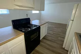 2002 E Sweetwater Ave, Phoenix, AZ 85022 - Photo 7