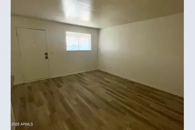 2002 E Sweetwater Avenue #202,209, Phoenix, AZ 85022 - Photo 9