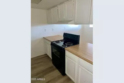 2002 E Sweetwater Avenue #209, Phoenix, AZ 85022 - Photo 5