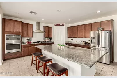 7946 W Encinas Lane, Phoenix, AZ 85043 - Photo 15