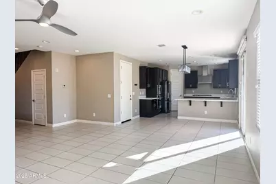 4711 E Daley Lane, Phoenix, AZ 85050 - Photo 7