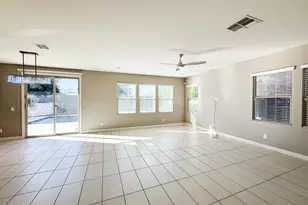 4711 E Daley Ln, Phoenix, AZ 85050 - Photo 5