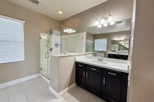 4711 E Daley Ln, Phoenix, AZ 85050 - Photo 29