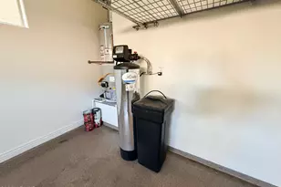 4711 E Daley Ln, Phoenix, AZ 85050 - Photo 19