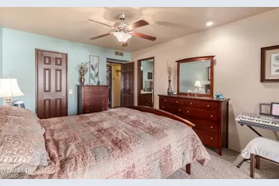 13081 N 100th Avenue, Sun City, AZ 85351 - Photo 13