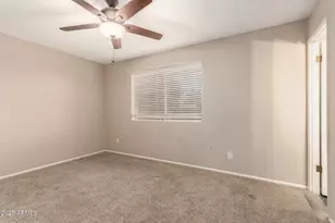 12455 N Columbine Dr, Phoenix, AZ 85029 - Photo 23