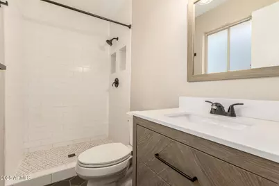 12455 N Columbine Drive, Phoenix, AZ 85029 - Photo 29