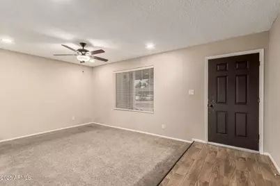 12455 N Columbine Drive, Phoenix, AZ 85029 - Photo 9