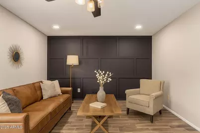 12455 N Columbine Drive, Phoenix, AZ 85029 - Photo 11