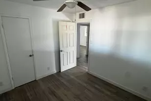 128 W Winston Dr, Phoenix, AZ 85041 - Photo 13