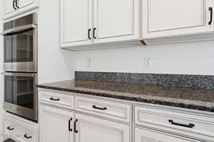 15718 W Adams St, Goodyear, AZ 85338 - Photo 17