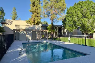 925 S Longmore, Mesa, AZ 85202 - Photo 5