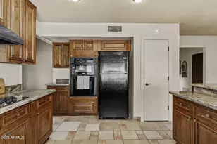 207 W Pershing Ave, Phoenix, AZ 85029 - Photo 11