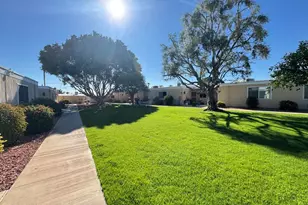 10949 W Coggins Dr, Sun City, AZ 85351 - Photo 9