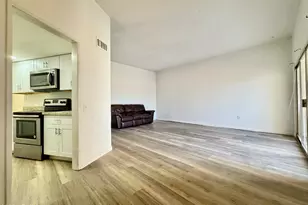 10949 W Coggins Dr, Sun City, AZ 85351 - Photo 3