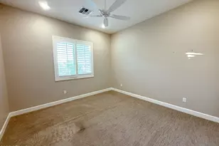 8976 N 8th Dr, Phoenix, AZ 85021 - Photo 15