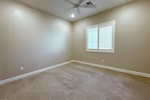 8976 N 8th Dr, Phoenix, AZ 85021 - Photo 17