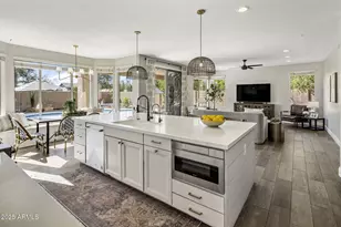 4715 E Via Montoya Dr, Phoenix, AZ 85050 - Photo 11