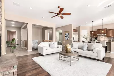 341 W Hackberry Drive, Chandler, AZ 85248 - Photo 9