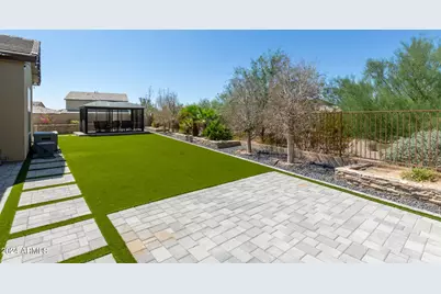 18030 N 66th Place, Phoenix, AZ 85054 - Photo 31