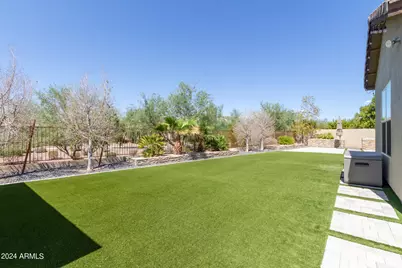 18030 N 66th Place, Phoenix, AZ 85054 - Photo 35