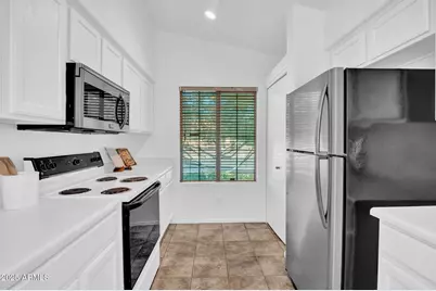 16704 N 70th Drive, Peoria, AZ 85382 - Photo 7