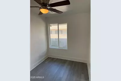 2536 W Morten Avenue, Phoenix, AZ 85051 - Photo 9