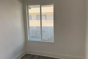 2536 W Morten Ave, Phoenix, AZ 85051 - Photo 9