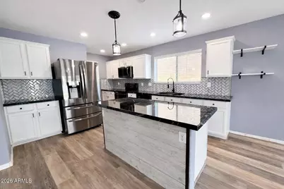 2812 W Sunshine Butte Drive, San Tan Valley, AZ 85144 - Photo 7