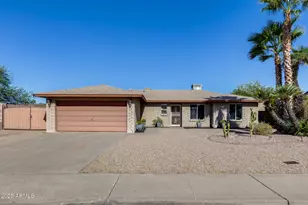 5816 E Acoma Dr, Scottsdale, AZ 85254 - Photo 11