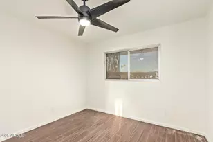 5616 N 42nd Ln, Phoenix, AZ 85019 - Photo 19