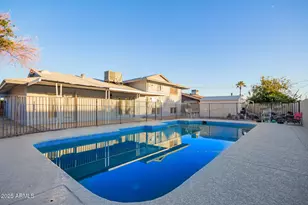 5616 N 42nd Ln, Phoenix, AZ 85019 - Photo 31