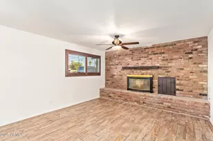 5616 N 42nd Ln, Phoenix, AZ 85019 - Photo 9