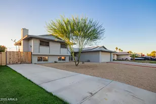 5616 N 42nd Ln, Phoenix, AZ 85019 - Photo 3