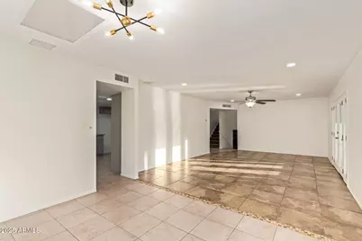 5616 N 42nd Lane, Phoenix, AZ 85019 - Photo 7