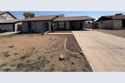 6433 W Sunnyslope Lane, Glendale, AZ 85302 - Photo 1