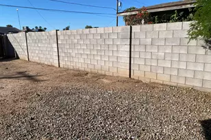 5231 W Cambridge Ave, Phoenix, AZ 85035 - Photo 25