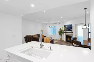 15095 N Thompson Peak Pkwy, Scottsdale, AZ 85260 - Photo 9