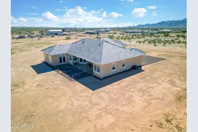 22330 N 224th Avenue, Surprise, AZ 85387 - Photo 17