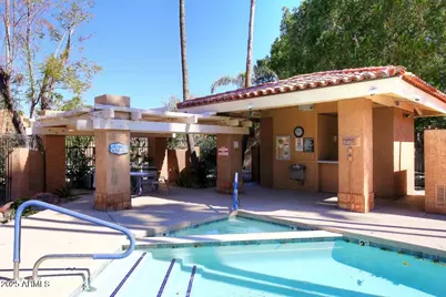 10408 N 11th Place #Unit 3, Phoenix, AZ 85020 - Photo 27