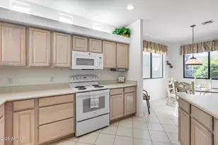 13606 N Cambria Dr, Fountain Hills, AZ 85268 - Photo 19