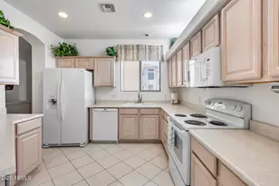 13606 N Cambria Dr, Fountain Hills, AZ 85268 - Photo 3