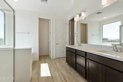 15675 W Mercer Lane, Surprise, AZ 85379 - Photo 31
